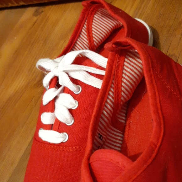 Red Lace up Sneakers - Picture 3 of 3